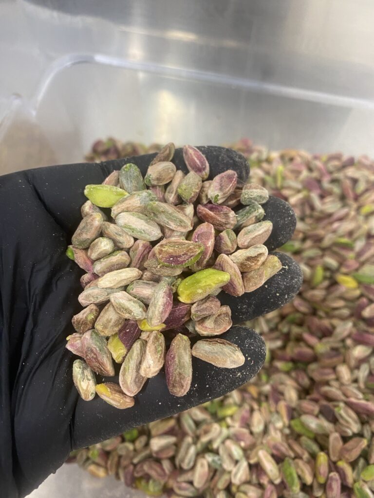 Shelled Aegina pistachios in the 4 Tastes workshop